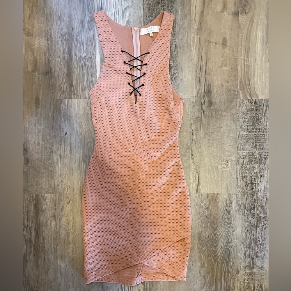 ASTR The Label Pink Mini Dress Women’s Size XS. Made in USA